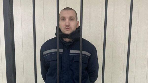 В Донецке вынесен приговор военнослужащему Азова*, расстрелявшему автомобиль с семьей 