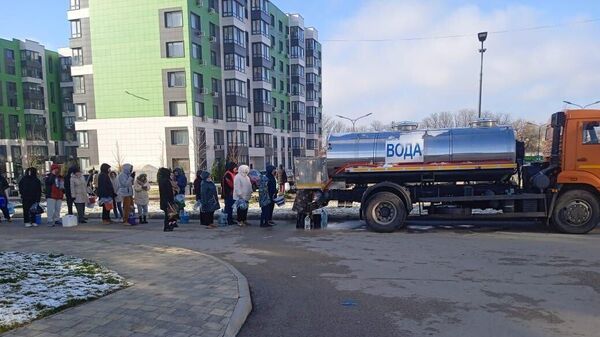 Подвоз воды в Севастополе