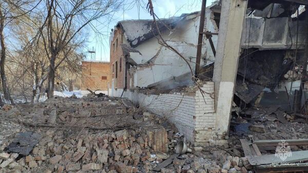 Здание насосной станции рухнуло в городе Новотроицк Оренбургской области