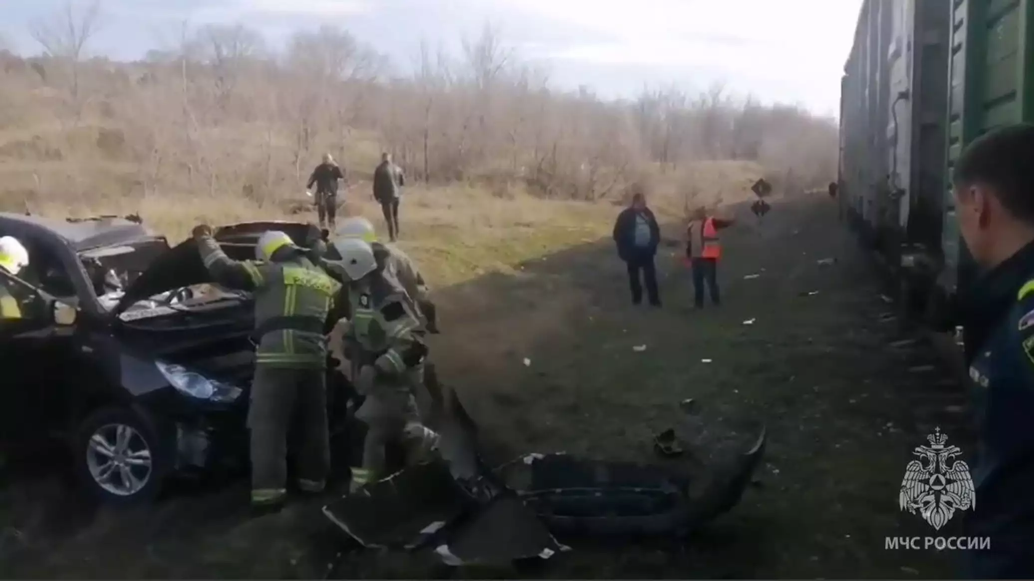 здоровый ребенок. близнецы девочки. I have two children. мама с тремя детьми. фото вместе с мамой.