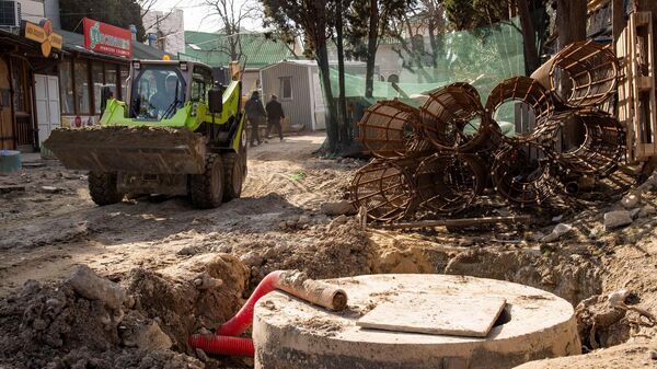 Реконструкция улицы в Алупке