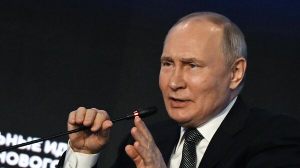 Президент РФ В. Путин принял участие в форуме Сильные идеи для нового времени
