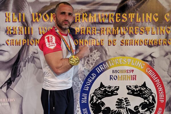 Аметхан Абдураманов, чемпион мира и пятикратный чемпион России по пара-армрестлингу Аметхан Абдураманов, чемпион мира и пятикратный чемпион России по пара-армрестлингу