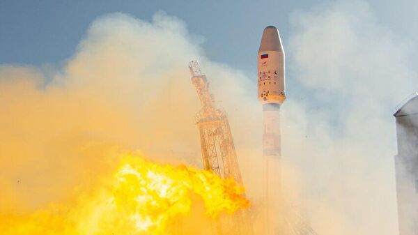 Россия запустила в космос Метеор и 18 малых спутников