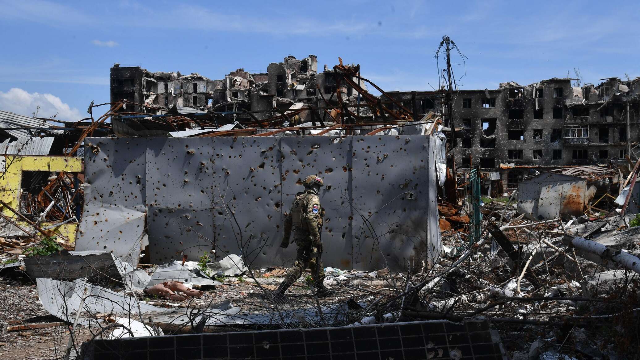 Новости сегодня херсонская область обстановка. Новая каховка города украины. Войска в геническе. Новая каховка херсонская область улица горького сейчас. Херсон сейчас.