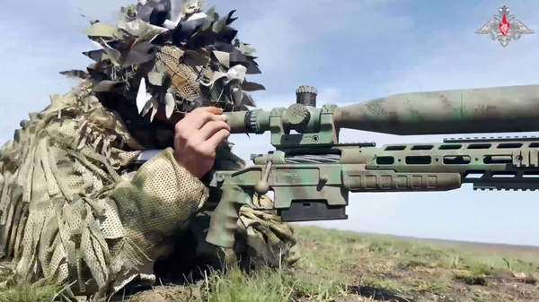 Снайпер Крымского полка ВДВ сбил дрон Баба Яга из винтовки