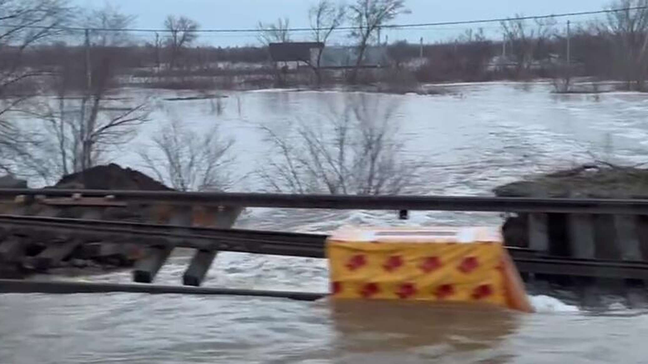 Город орск прорыв дамбы видео