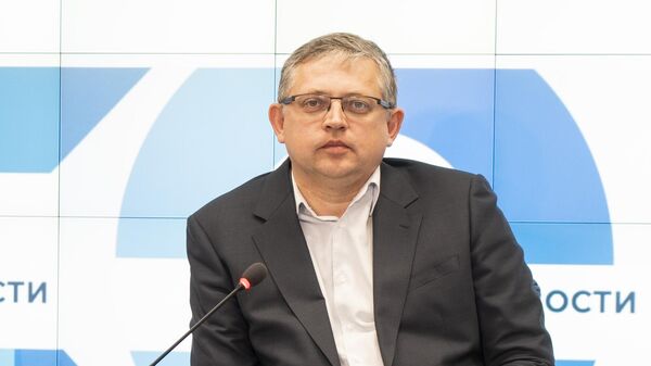 Заместитель председателя Государственного Совета РК, кандидат исторических наук Владимир Бобков