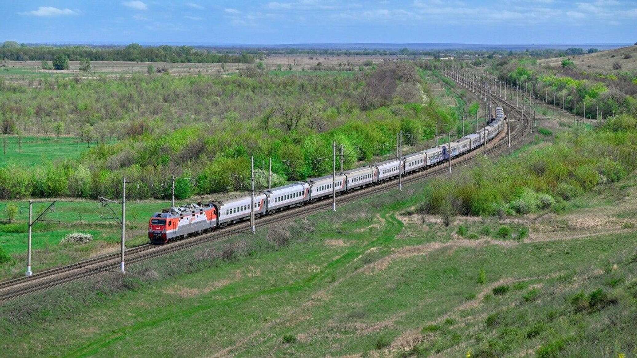 Еще один дополнительный поезд поедет в Крым - РИА Новости Крым, 03.05.2024