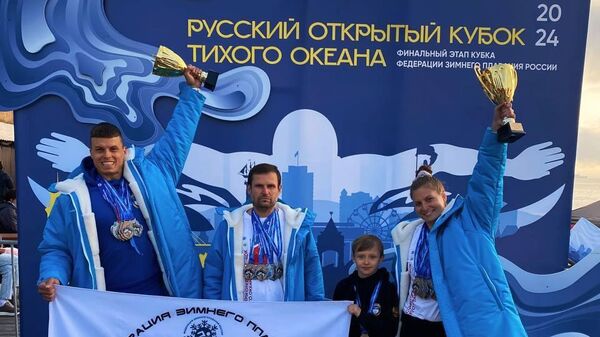 Пловцы из Крыма завоевали 25 медалей и два кубка во Владивостоке