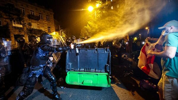 Столкновения протестантов с полицией в Тбилиси