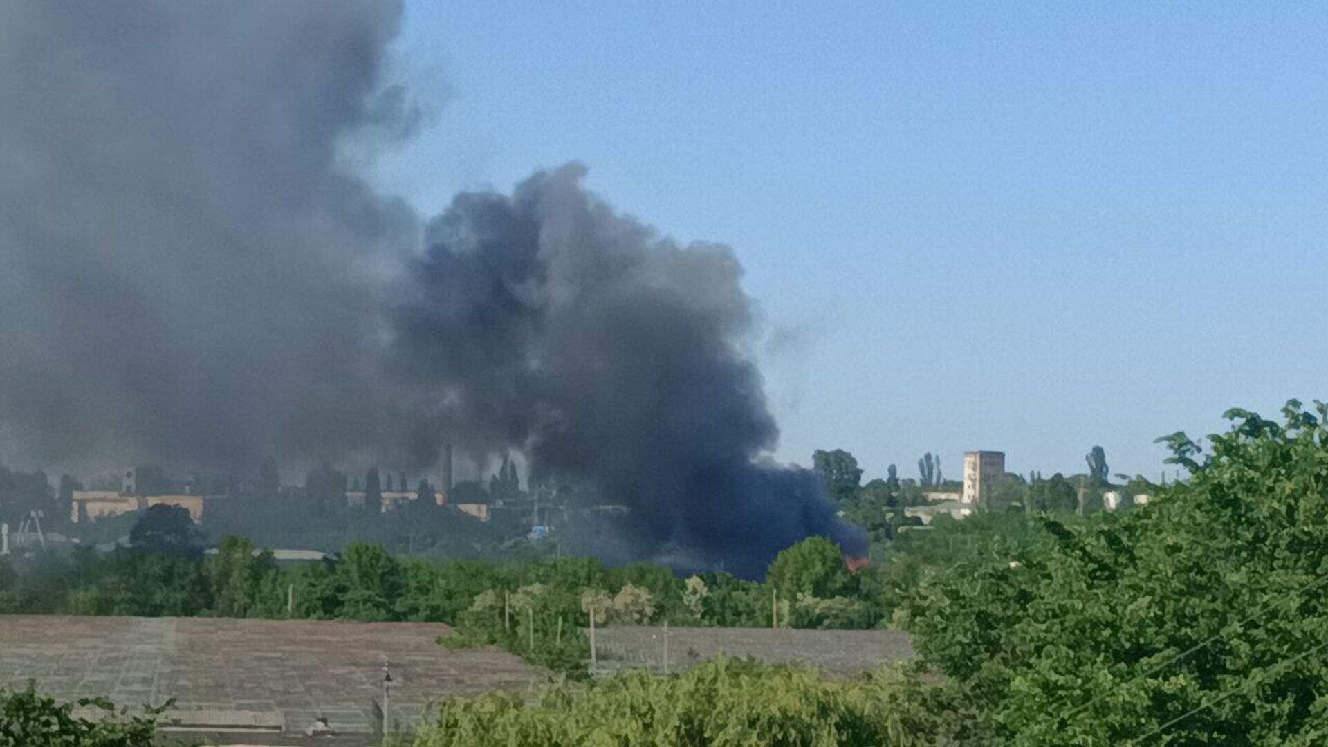 В Симферополе вспыхнул пожар - РИА Новости Крым, 04.05.2024