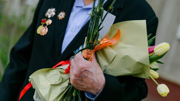 Поздравление ветеранов  Великой Отечественной войны с наступающим Днем Победы