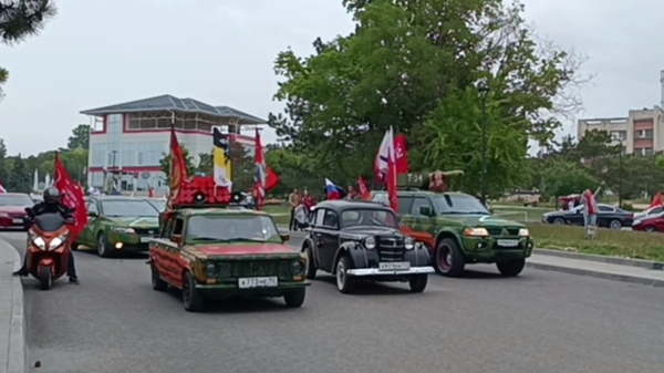 Праздничный автопробег в Бахчисарае в честь 9 мая