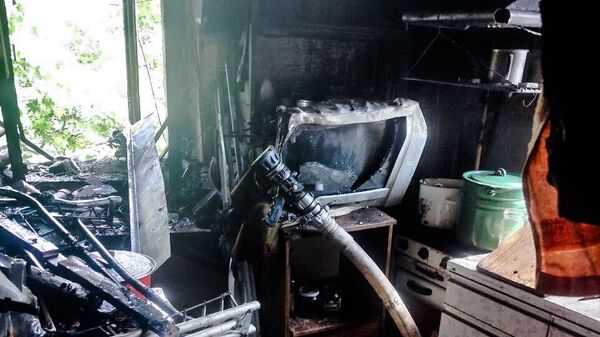 В Ялте на пожаре в многоквартирном доме спасен мужчина