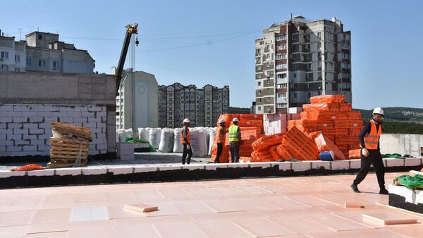 Новую поликлинику в Симферополе достроят до конца года