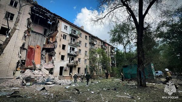 Последствия удара ВСУ по Луганску