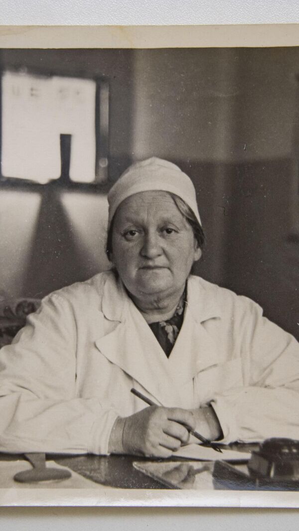 Анна Мироновна Зеликман, прабабушка Анны Вороновой, врач-офтальмолог Анна Мироновна Зеликман, прабабушка Анны Вороновой, врач-офтальмолог