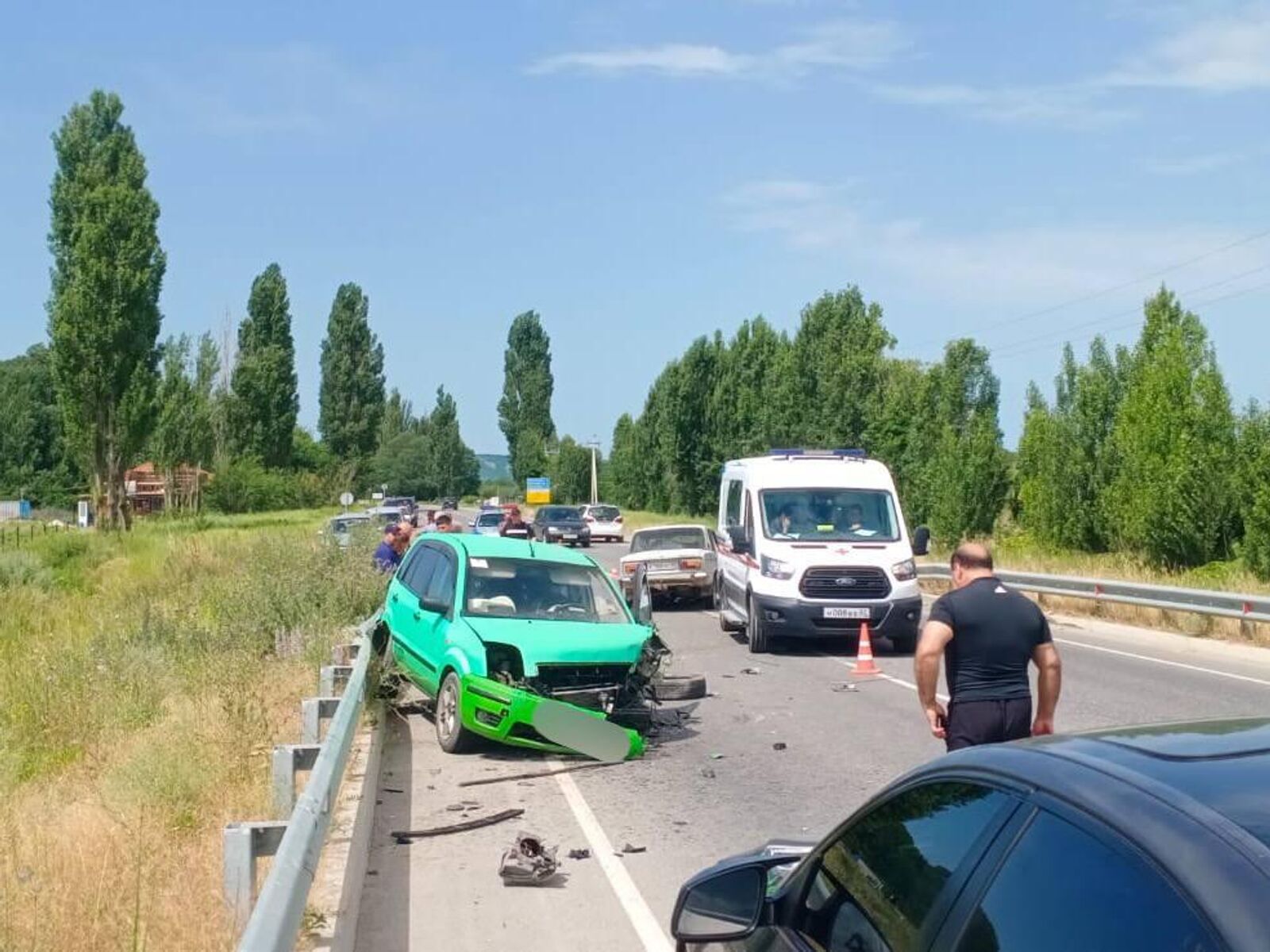 В ДТП под Бахчисараем погиб водитель и пострадал трехлетний ребенок - РИА  Новости Крым, 14.06.2024