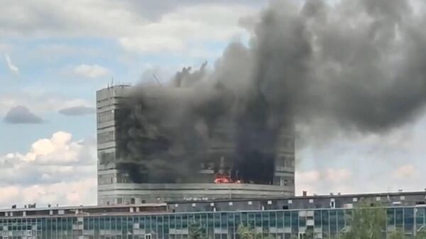 Во Фрязино горит административное здание НИИ Платан