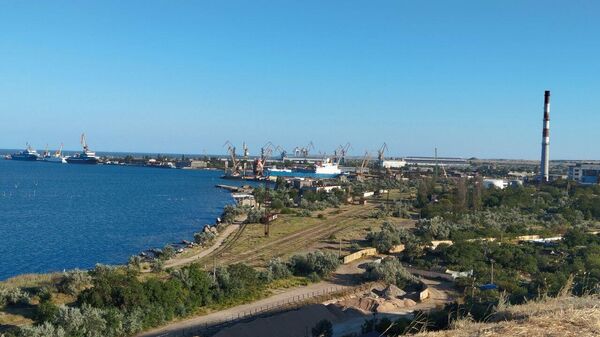 Вид на корабли на заводе им. Бутомы (Залив)