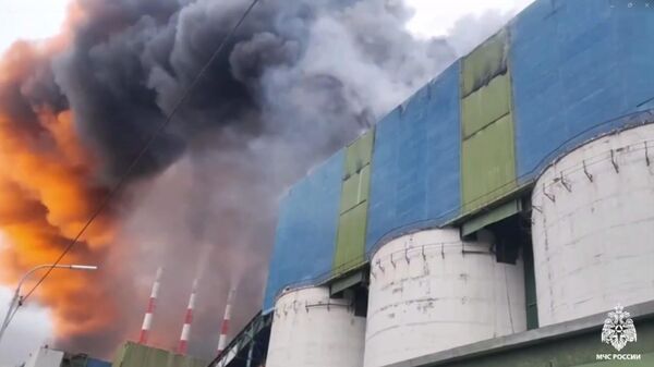 Пожар на промышленном предприятии в Мурманской области