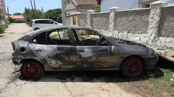 В Сакском районе Крыма из-за поджога сгорела иномарка