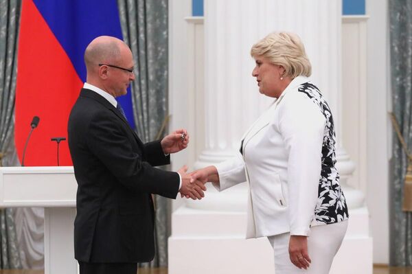 Главе администрации города Алушты Галине Ивановне Огневой присвоено Почетное звание Заслуженный работник местного самоуправления Российской Федерации