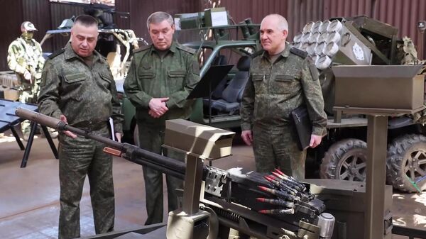 Начальник Генштаба Валерий Герасимов посетил командный пункт группировки Восток