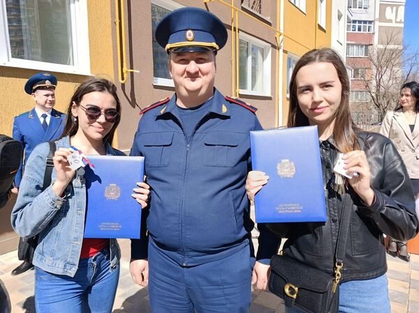 Долгожданное жилье получили в Симферополе дети-сироты и дети, оставшиеся без попечения родителей.