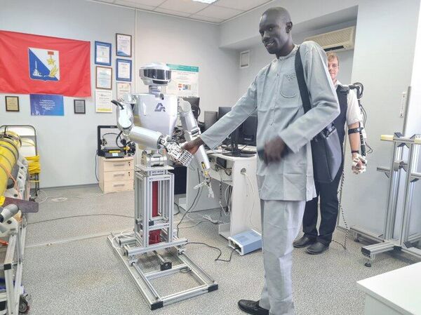 В Севастополь приехала делегация из Сенегала