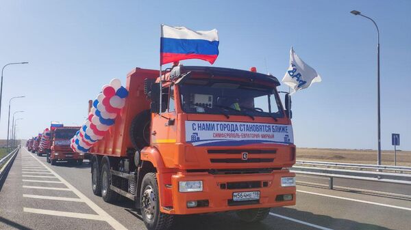 В Крыму открыли движение по трассе Симферополь - Евпатория - Мирный протяженностью 61,2 километра