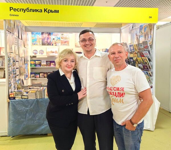 Крымские издатели на Московской международной книжной ярмарке Крымские издатели на Московской международной книжной ярмарке