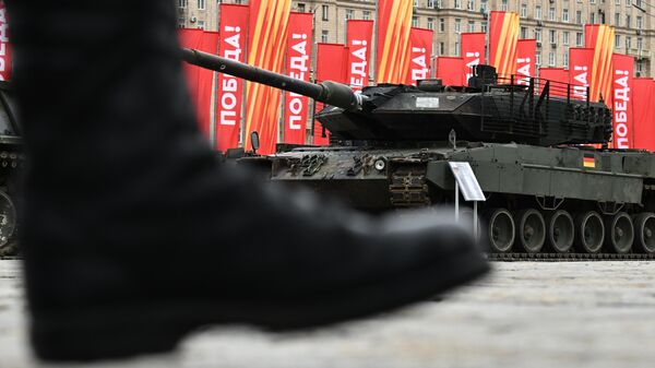 Трофейный немецкий танк Leopard 2, захваченный российскими военнослужащими в ходе спецоперации