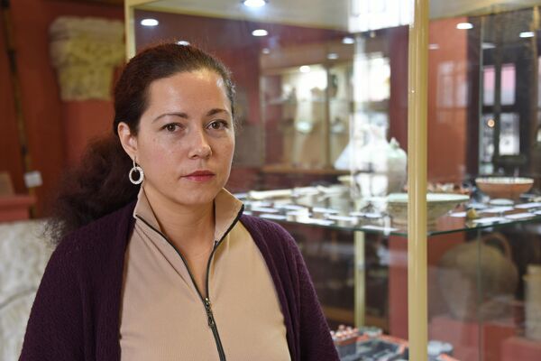 Заместитель директора Феодосийсконо музея древностей Елена Галицкая