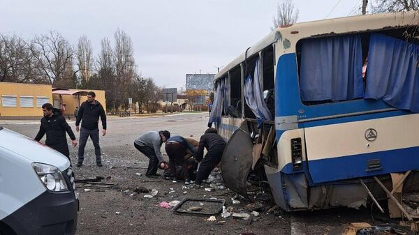 Обстрел автобуса в Новой Каховке