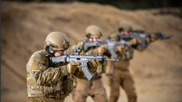 Чешская штурмовая винтовка CZ BREN 2. Архивное фото