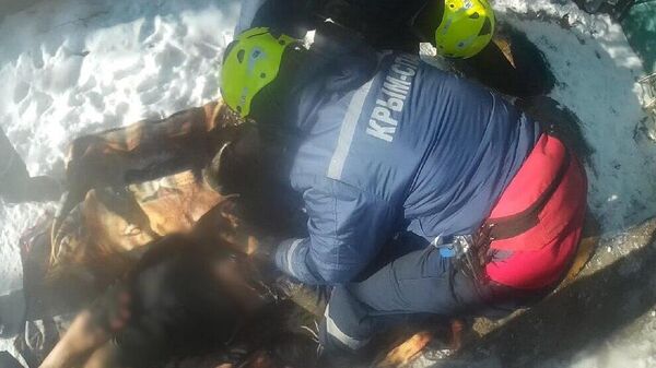 В Симферополе мужчина провалился в колодец
