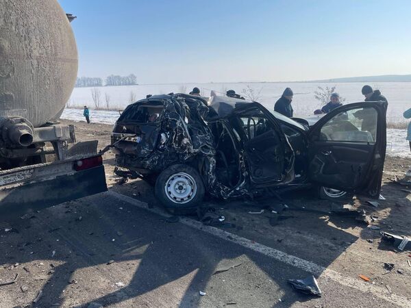 Фото погибших московской области В жутком массовом ДТП в Курской области погибли четверо и пятеро ранены - РИА Но