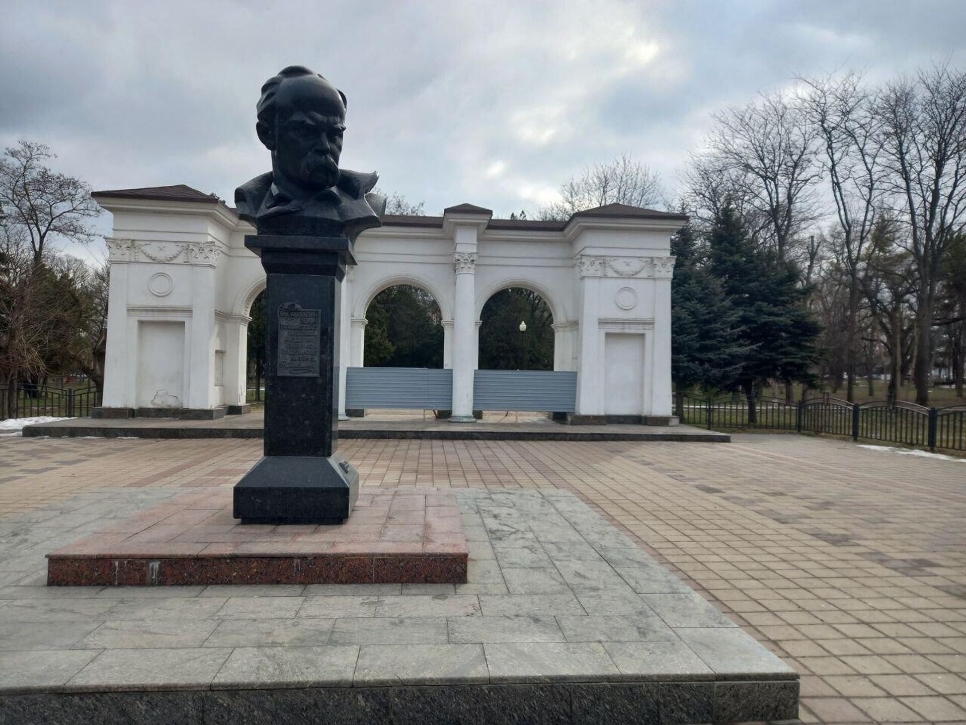 Парк им. Шевченко в Симферополе закрыли на реконструкцию - РИА Новости, 1920, 04.03.2025