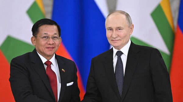 Президент Владимир Путин провёл встречу с премьер-министром Мьянмы М.А. Хлайном 
