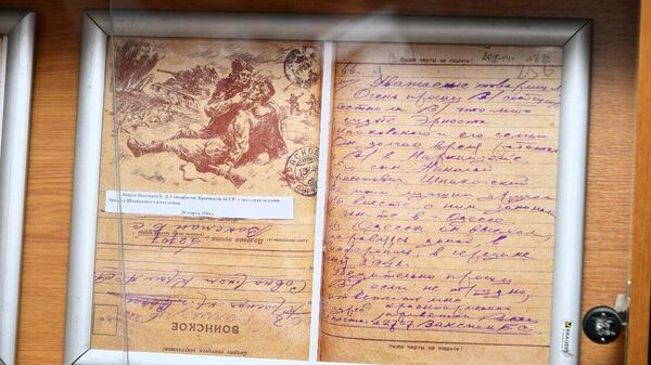 В Симферополе открылась выставка архивных документов Раритеты крымского архива