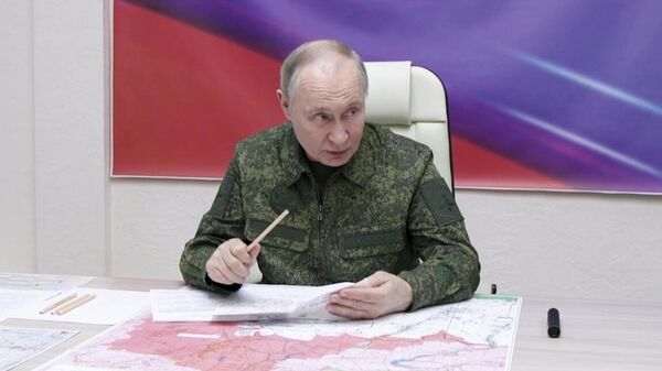 Президент Владимир Путин провел совещание на одном из пунктов управления курской группировкой