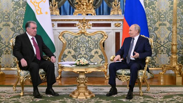 Встреча президента Владимира Путина с президентом Таджикистана Эмомали Рахмоном