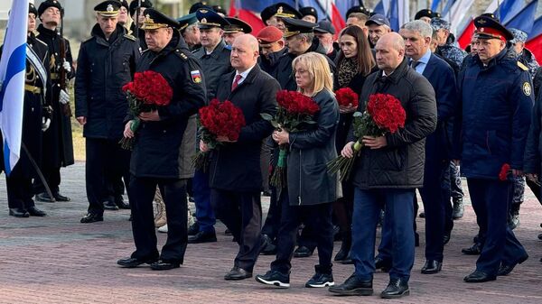День воссоединения с Россией в Севастополе День воссоединения с Россией в Севастополе