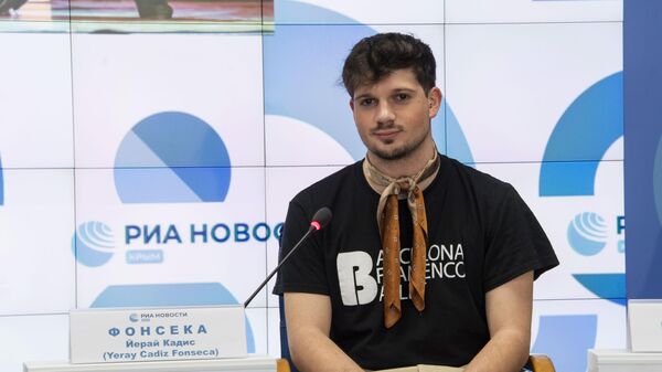 Танцор Барселонского балета фламенко Йерай ФОНСЕКА КАДИЗ (Fonseca Cadiz Yeray), Испания Танцор Барселонского балета фламенко Йерай ФОНСЕКА КАДИЗ (Fonseca Cadiz Yeray), Испания