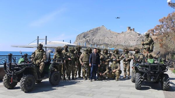 Учения добровольческого отряда БАРС-Крым в Судаке Учения добровольческого отряда БАРС-Крым в Судаке
