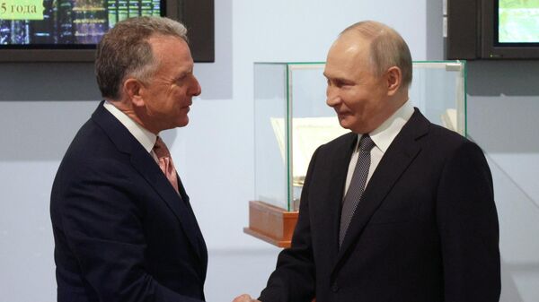 Президент Владимир Путин встретился со спецпосланником президента США Стивеном Уиткоффом Президент Владимир Путин встретился со спецпосланником президента США Стивеном Уиткоффом