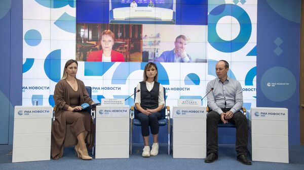 Видеомост Москва — Санкт-Петербург — Симферополь — Екатеринбург на тему: Как спасали шедевры. История сохранения музейных коллекций в годы Великой Отечественной войны. Видеомост Москва — Санкт-Петербург — Симферополь — Екатеринбург на тему: Как спасали шедевры. История сохранения музейных коллекций в годы Великой Отечественной войны.