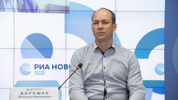 Старший научный сотрудник отдела Хора Херсонеса Государственного историко-археологического музея-заповедника Херсонес Таврический Валентин Дорошко Старший научный сотрудник отдела Хора Херсонеса Государственного историко-археологического музея-заповедника Херсонес Таврический Валентин Дорошко